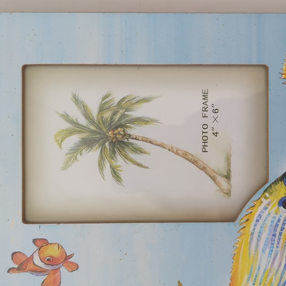 Tropical Colorful Fish Wooden Picture Frame - Picture 3 of 15